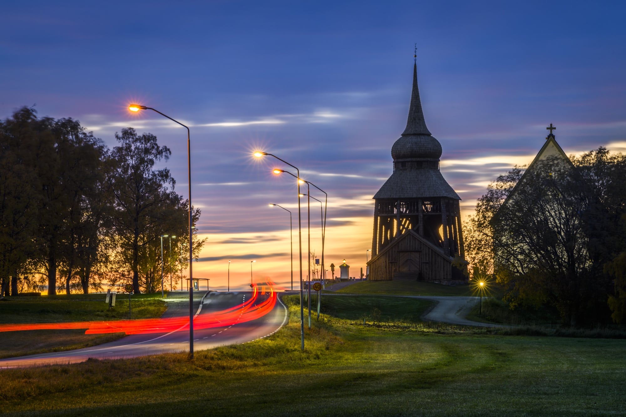 blue and brown steel bridge