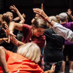 Bild för Dansa dig stark – dans och rörelseworkshops